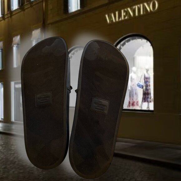 Men's Valentino Slides size 12 Black Studded - Picture 5 of 5